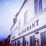 Bed and breakfast Grenaa Hostel 3*