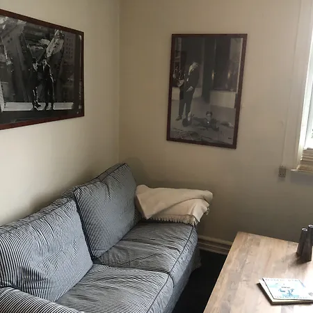 فندق مبيت وإفطار Grenaa Hostel 3*