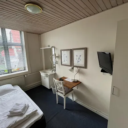 Bed & Breakfast Grenaa Hostel 3*