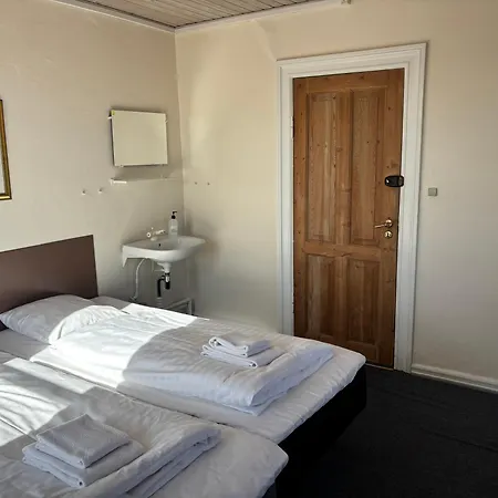 Bed & Breakfast Grenaa Hostel 3*
