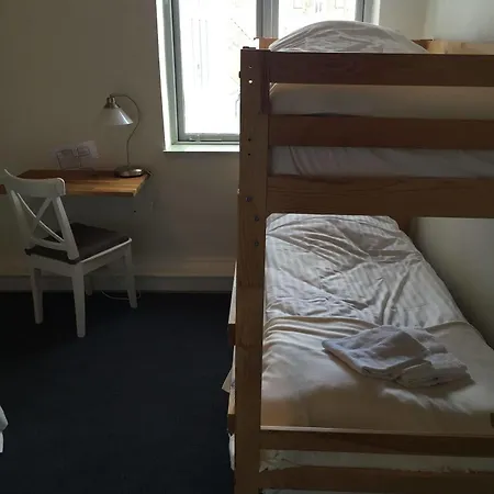 Grenaa Hostel לינה וארוחת בוקר 3*