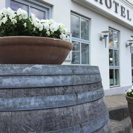 לינה וארוחת בוקר Grenaa Hostel