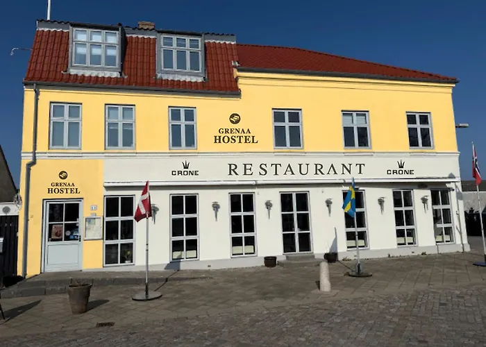 Grenaa Hostel Bed and breakfast