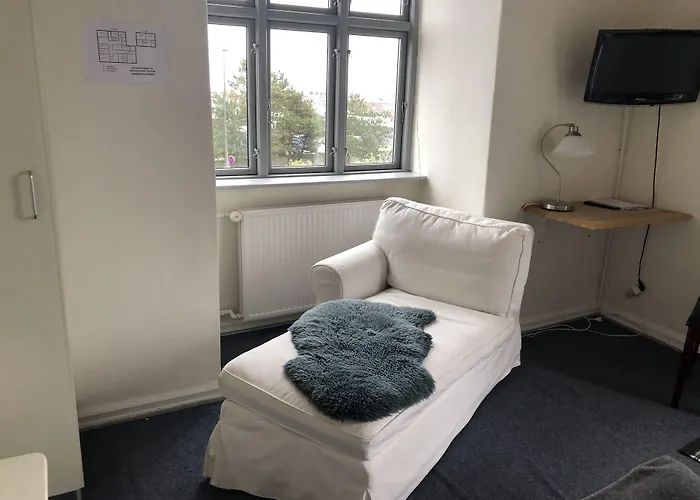 Bed and breakfast Grenaa Hostel