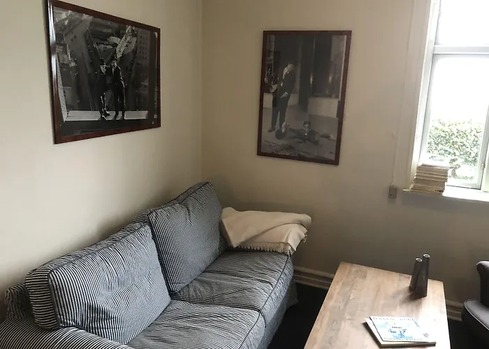 Bed and breakfast Grenaa Hostel 3*