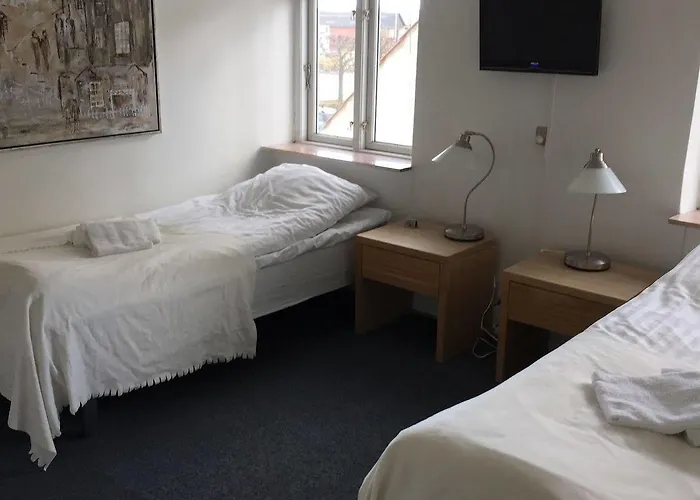 Grenaa Hostel Bed and breakfast