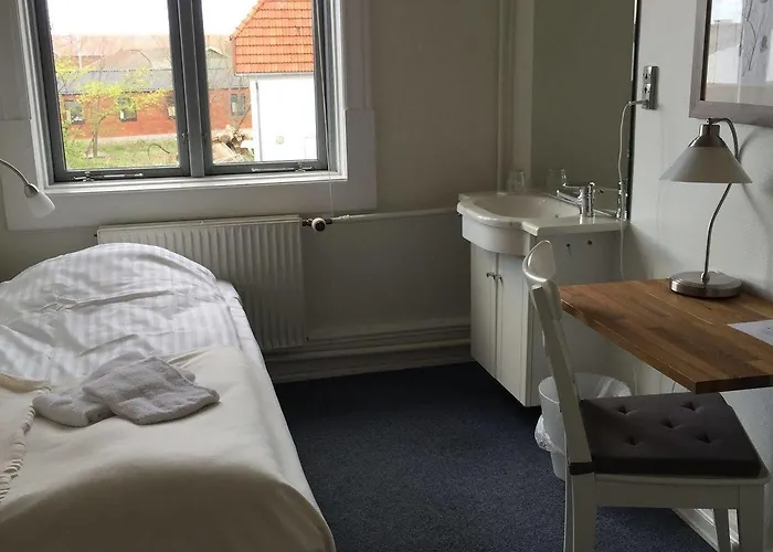 Bed and breakfast Grenaa Hostel