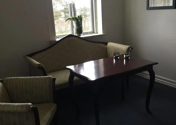 Grenaa Hostel Грена